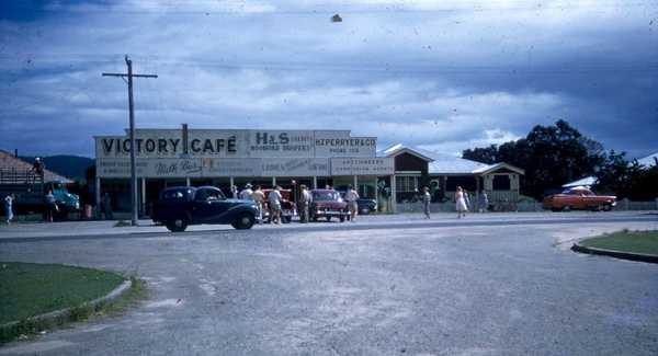 Woodford Historical Photo: Victory Cafe circa 1960